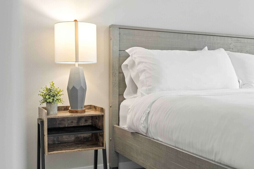 Building Photo - 601 Sand Pearl Ln