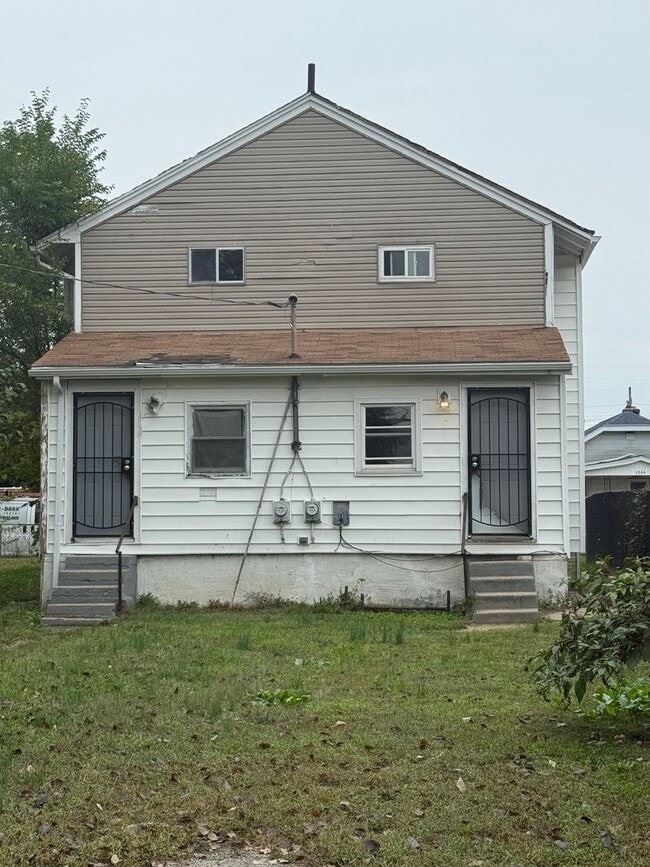 Building Photo - 1541-1543 Dietzen Avenue