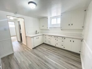 Building Photo - Large 1 bd/1b Basement Apartment in Downtown Caldwell!