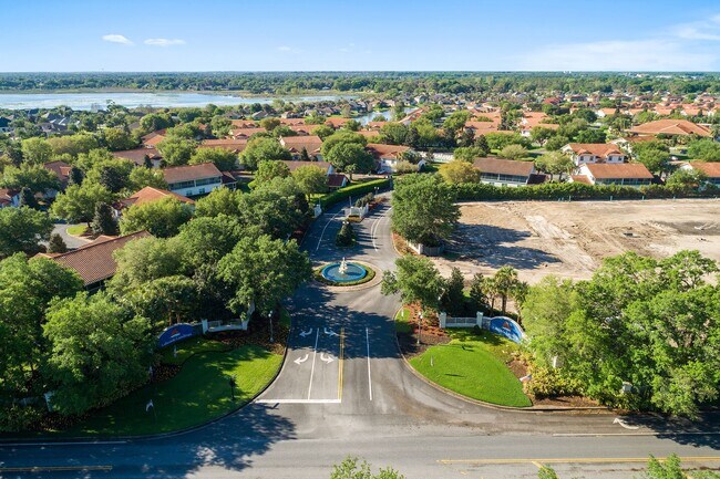 Building Photo - 10397 Silver Maple Ave
