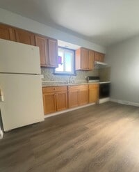 Building Photo - 778 Buffalo Ave