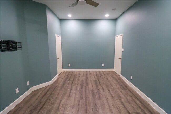 Building Photo - 1023 Aster Rd