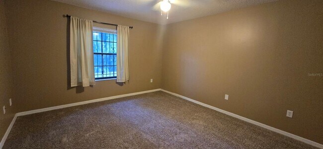 Building Photo - 1923 SW 34th Ct