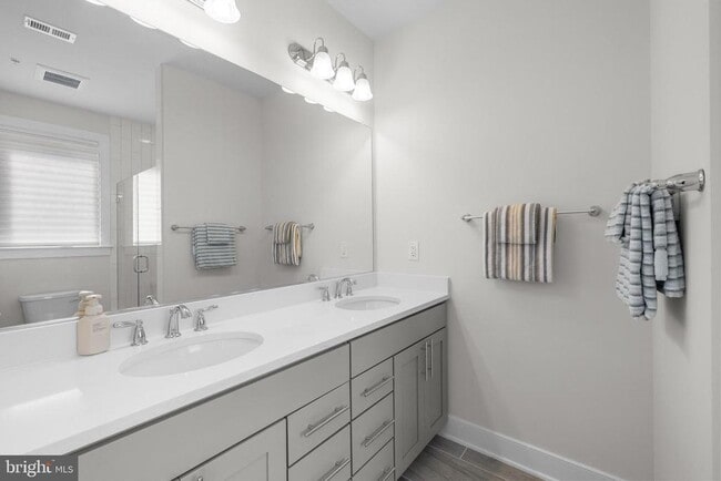 Building Photo - 428 Stabler Ln