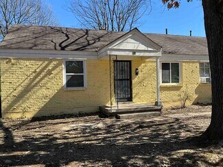 Building Photo - 844 LEON Pl