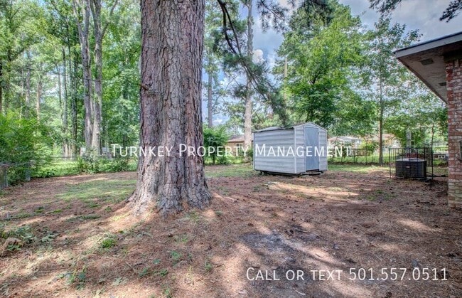 Building Photo - 6806 Brookview Dr