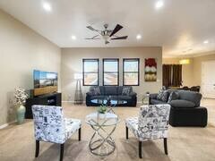 Building Photo - 1534 E Kings Ct