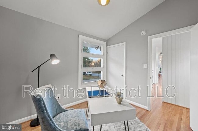 Building Photo - 4234 South Dakota Ave NE