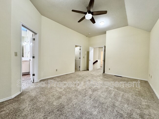 Building Photo - 351 SE 58th Ct