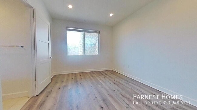 Building Photo - 14412 Killion St