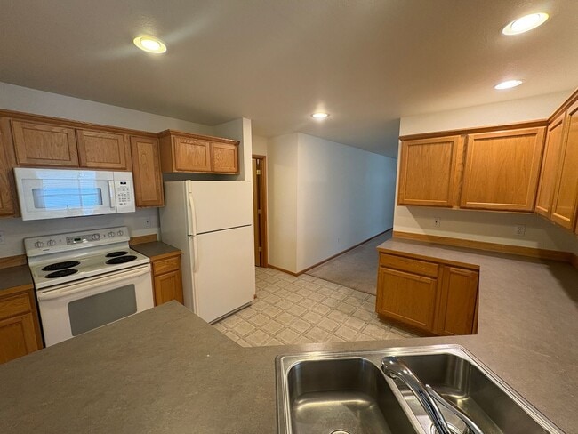 Building Photo - 3515 Malland Ct