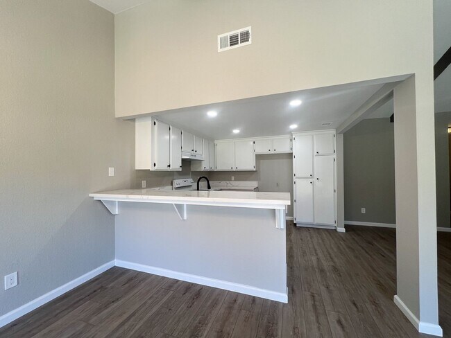 Building Photo - 7489 Maple Tree Wy