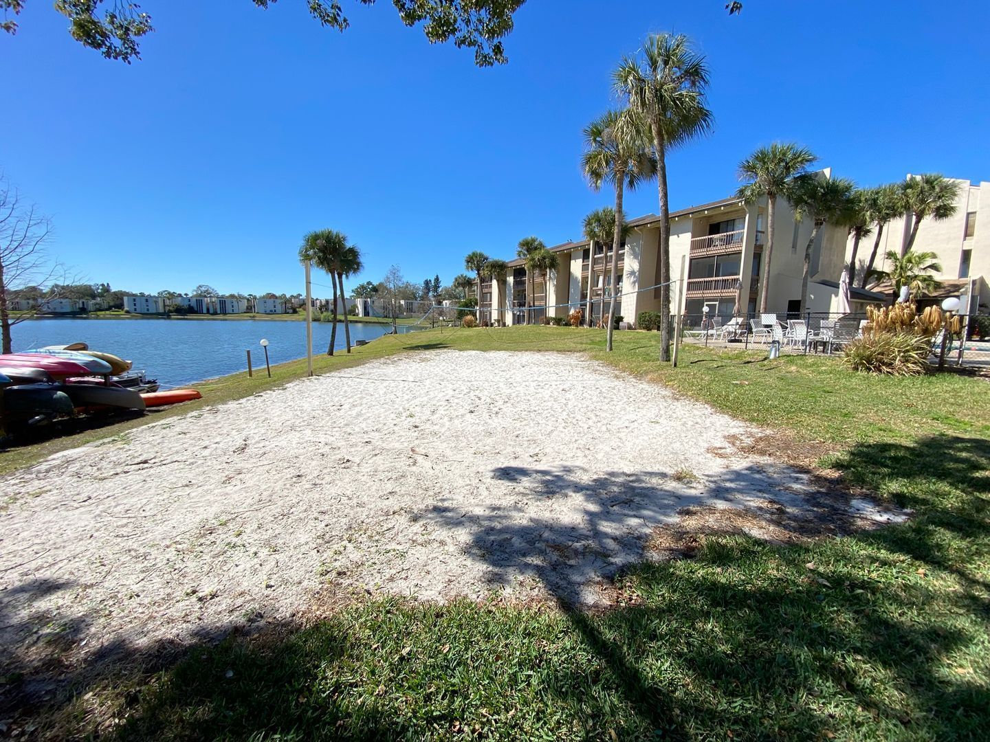 Building Photo - 584 Orange Dr