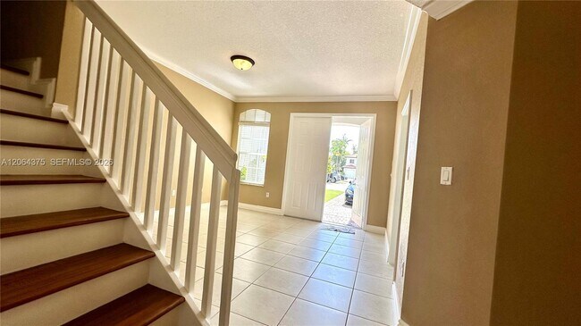 Building Photo - 8102 SW 118th Pl