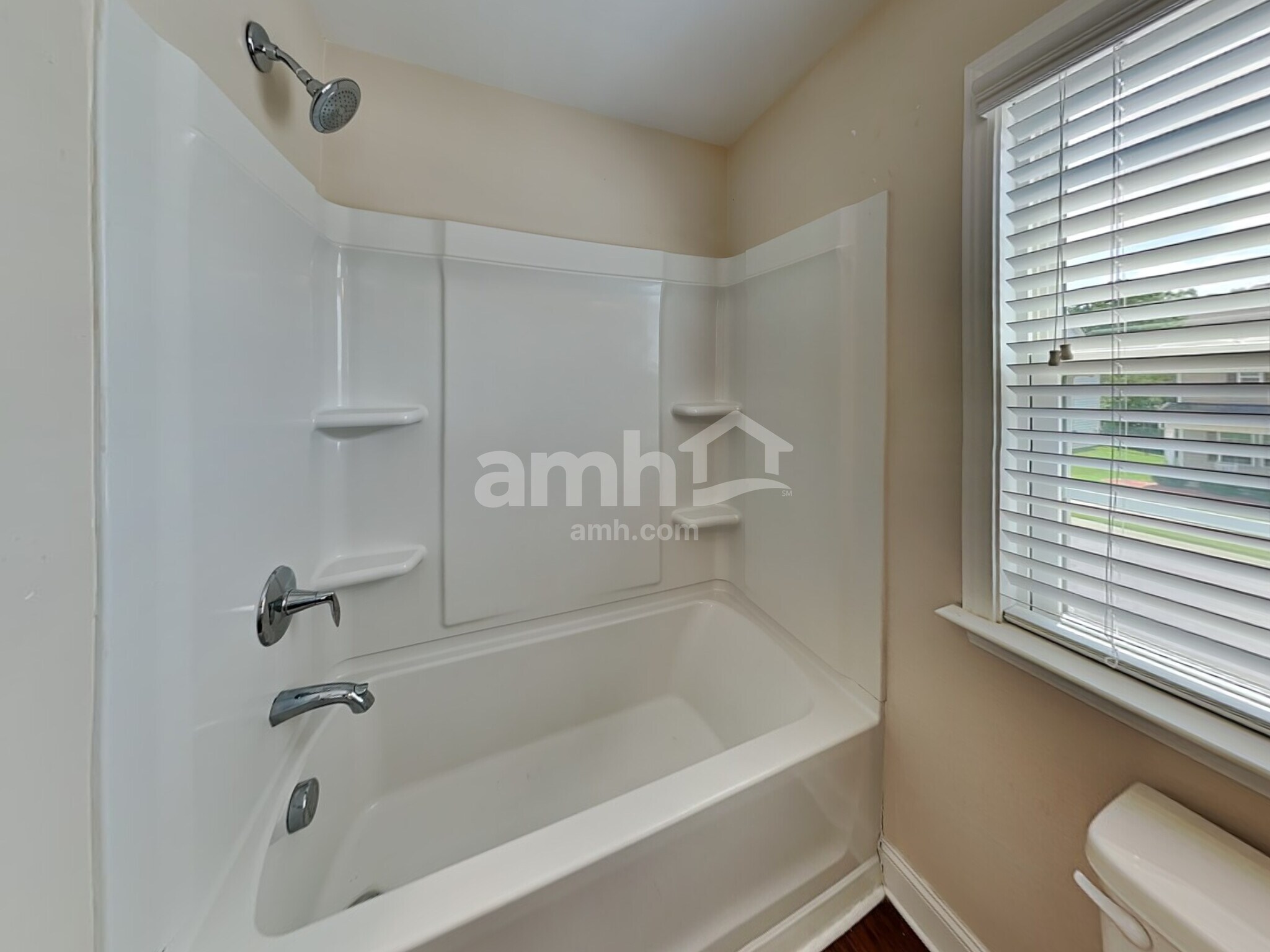 Building Photo - 1022 Monitor Ct