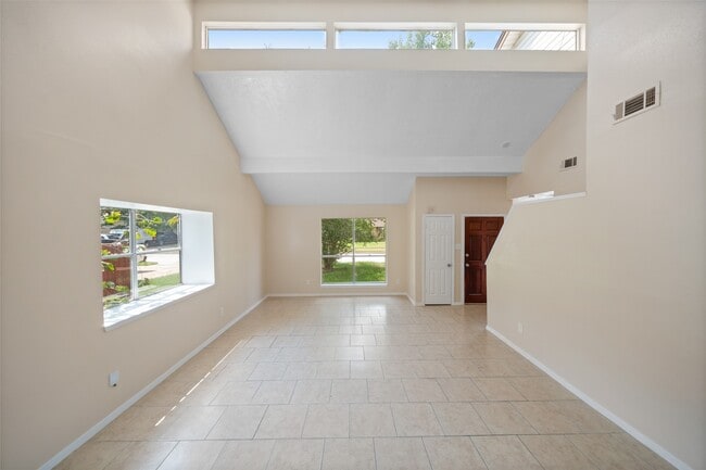 Building Photo - 7610 Weatherhill Ln