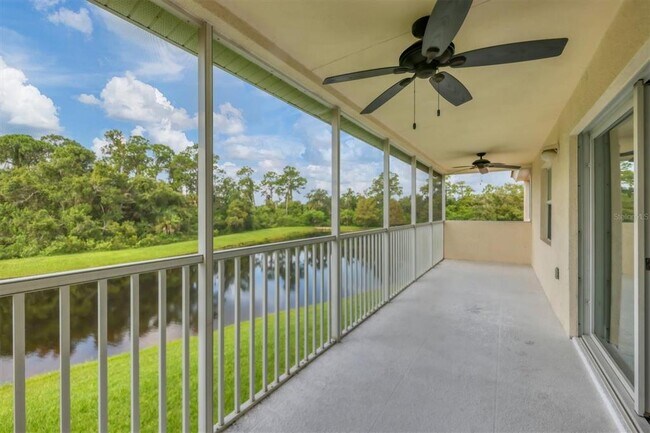 Building Photo - 7269 Fountain Palm Cir