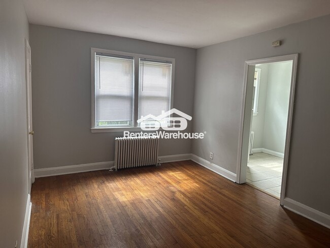 Building Photo - 6103 Chinquapin Pkwy