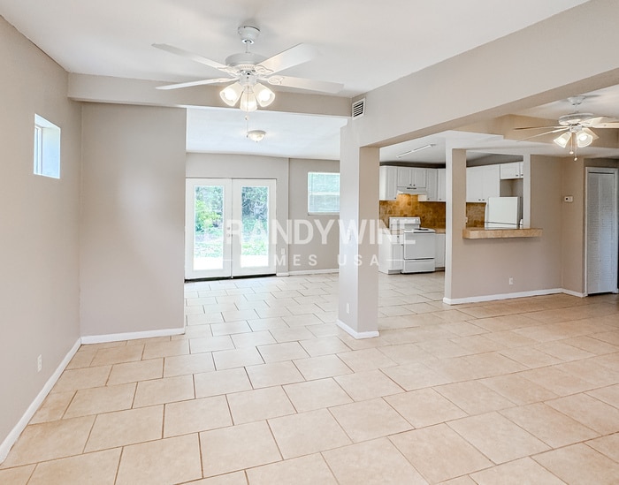 Building Photo - 2518 Congaree Dr W
