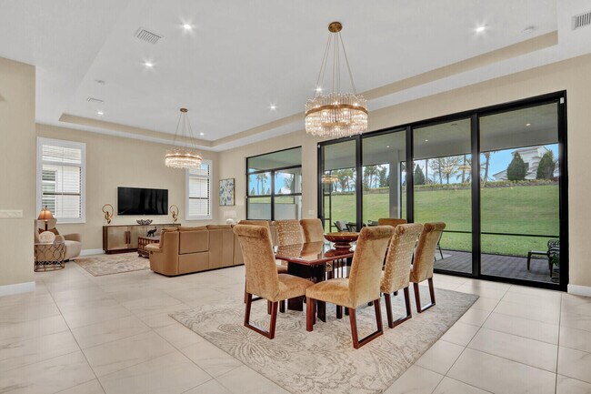 Building Photo - 9204 SW Arco Wy