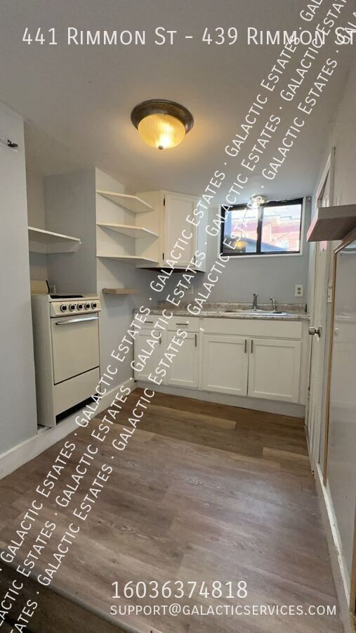 Building Photo - 441 Rimmon St