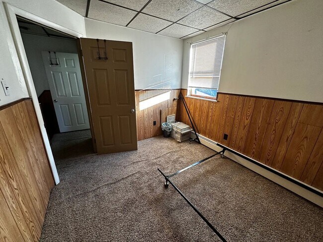 Building Photo - 1523 S 10th St