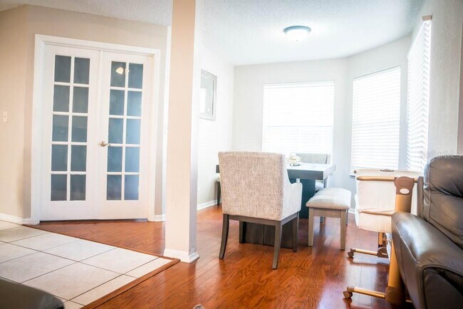 Building Photo - 605 Youngstown Pkwy