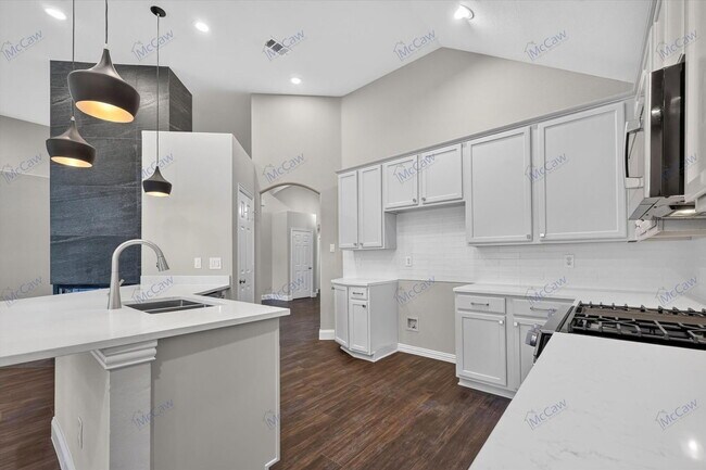 Building Photo - 739 Kilbridge Ln