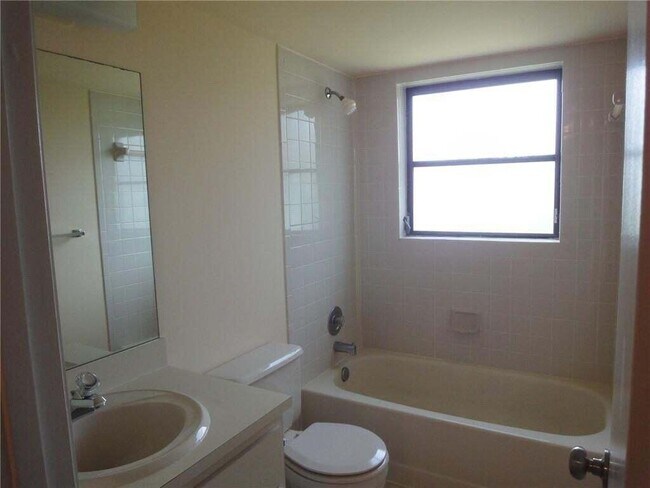 Building Photo - 2213 Cypress Island Dr