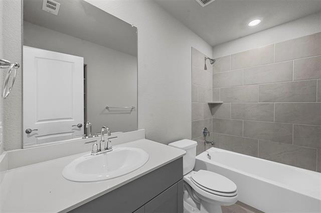 Building Photo - 518 Tribble Dr