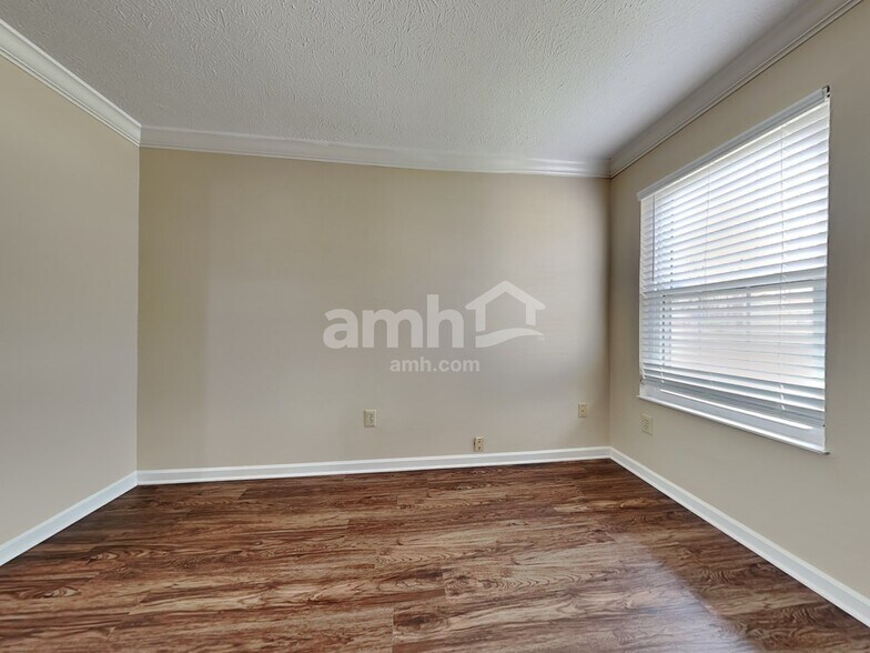 Building Photo - 1469 Dunwoodie Ct