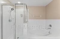 Building Photo - 2521 Lexington Oak Dr