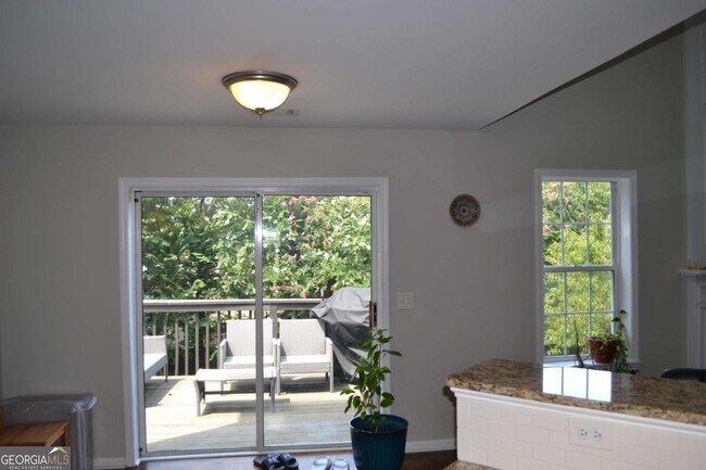 Building Photo - 1620 Grand Jct