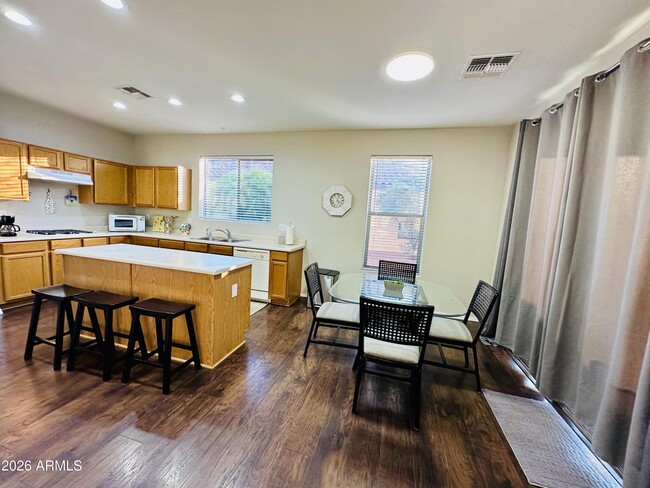 Building Photo - 16474 W Remuda Dr