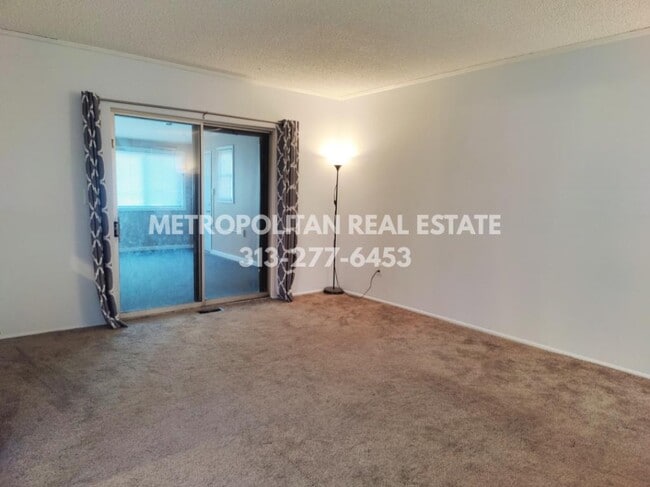 Building Photo - 6973 Chirrewa St