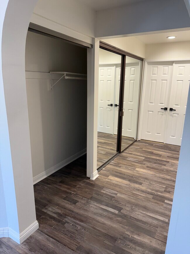 Building Photo - 9140 Crebs Ave