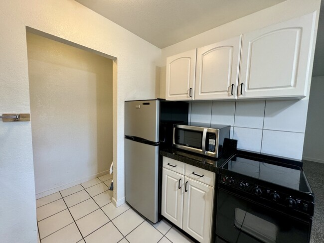 Building Photo - Charming 1 Bed, 1 Bath Home for Rent with ...