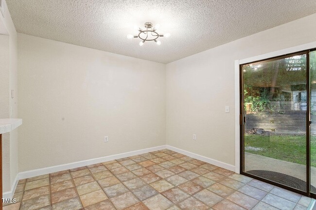 Building Photo - 7820 Falcon Rest Cir
