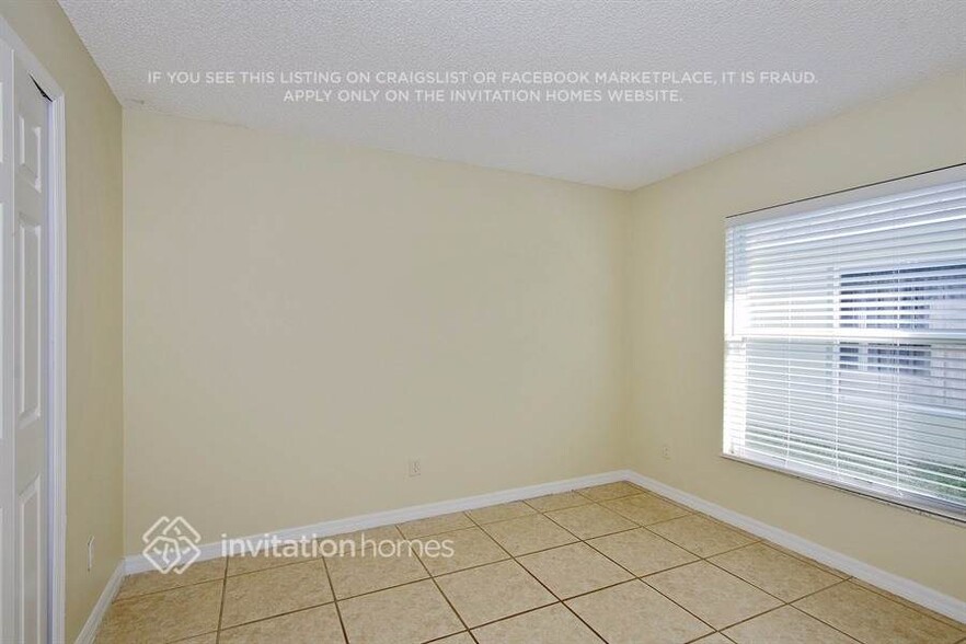 Building Photo - 910 Shaw Cir