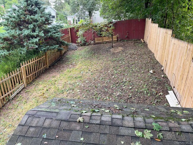 Building Photo - 8 James St