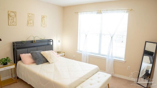 Building Photo - 2661 Hidden Estates Cir