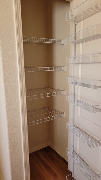 Building Photo - 1501 Casa Florida Pl NW