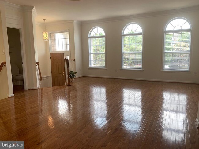 Building Photo - 20924 Duryea Terrace