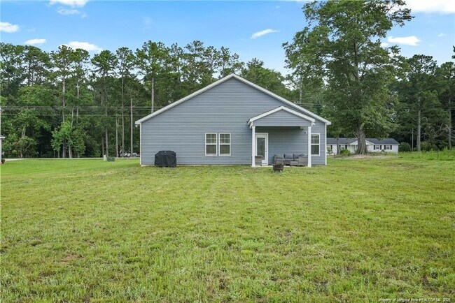 Building Photo - 601 Laurel Lake Rd