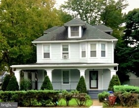 Building Photo - 2635 Nottingham Way