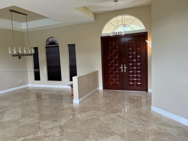 Building Photo - 2750 Jockey Cir