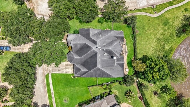 Building Photo - 2603 Little Lake Ct