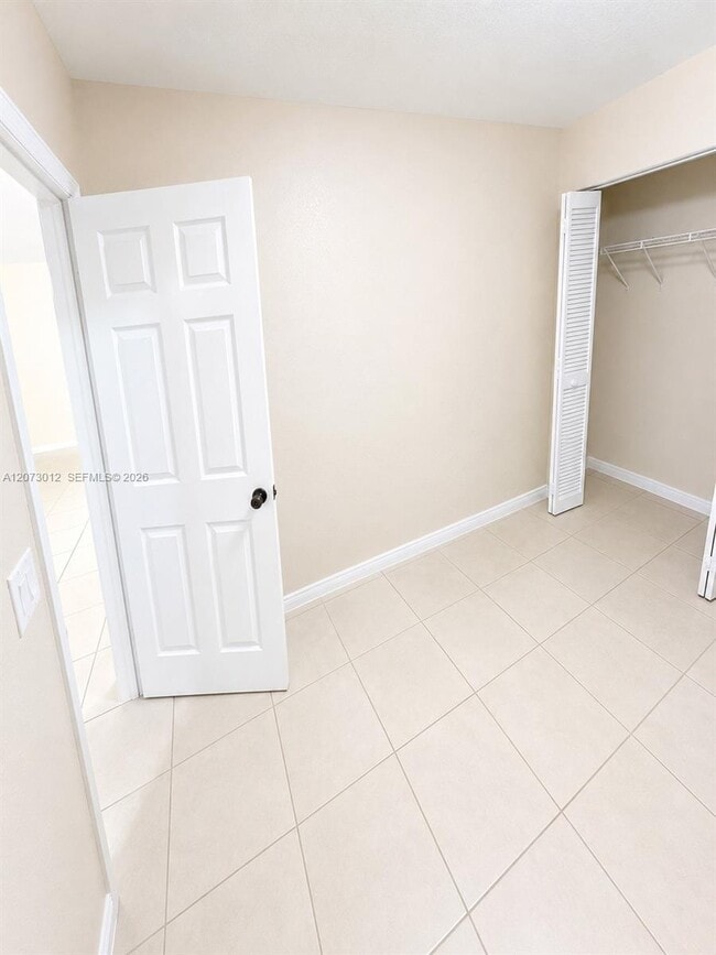 Building Photo - 9999 NW 126th Terrace