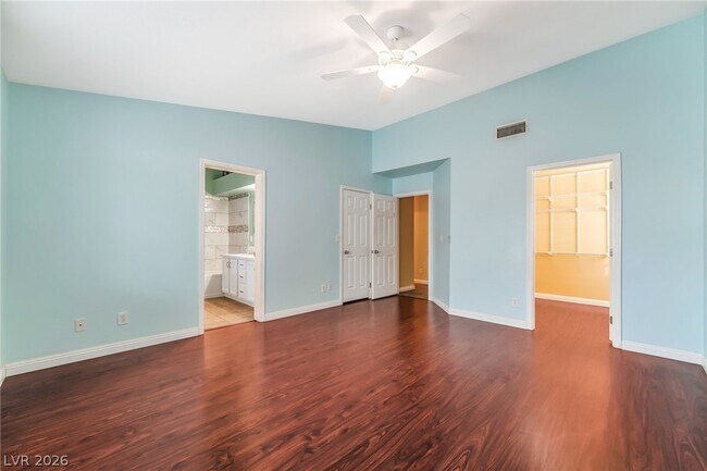 Building Photo - 731 Autumn Moon Dr