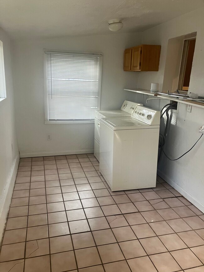 Building Photo - 4225 Hawg Wild Rd